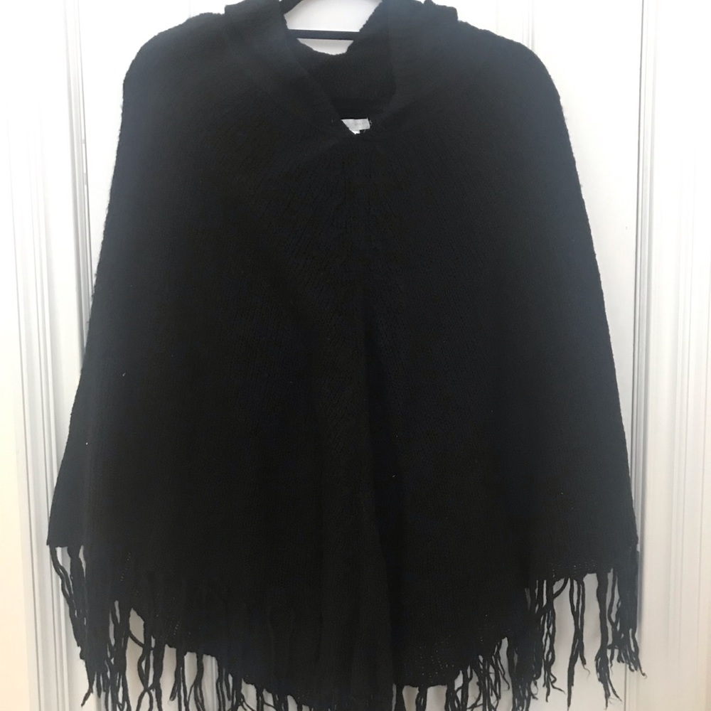 New York & Company Poncho
